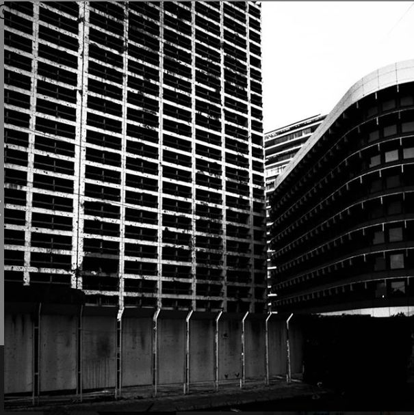 مبنى الهوليدي إن، تصوير كريم صقر
