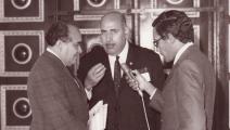 قاسم الريماوي (وسط)