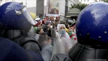 جزائريات يتظاهرن دعما للحراك الشعبي في عيد المرأة (العربي الجديد)