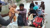 متضررون من فيضانات باكستان (فرانس برس)