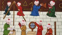علماء عثمانيون في برج غَلَطة، في منمنمة تعود إلى القرن 16 (Getty)