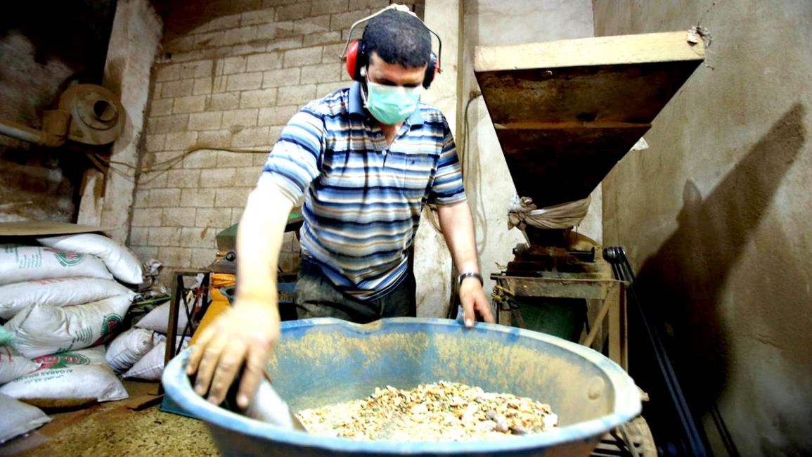 "دُّقة" غزة.. للمحاصرين طعام وللمغتربين زاد