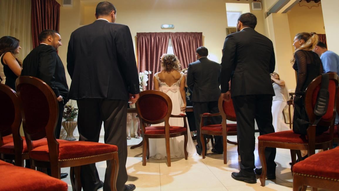 لبنانيان يعقدان زواجاً مدنياً في قبرص (بربارا لابوند/فرانس برس)