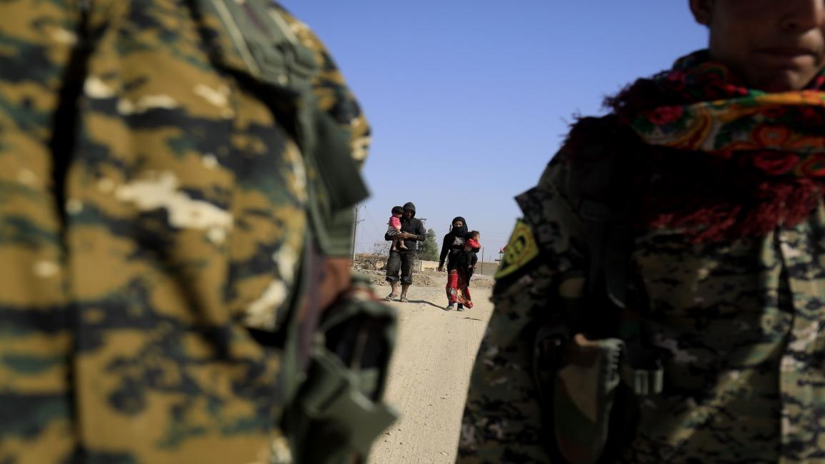 نازحون نحو مخيمات الموت في شرق سورية(دليل سليمان/فرانس برس)