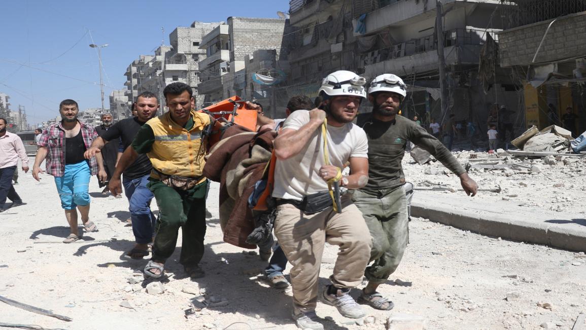 الدفاع المدني السوري في حلب(إبراهيم أبو ليث/الأناضول)