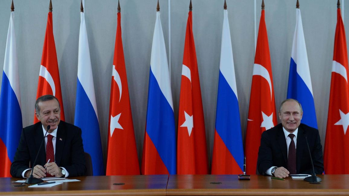 توقيع اتفاق تركي روسي