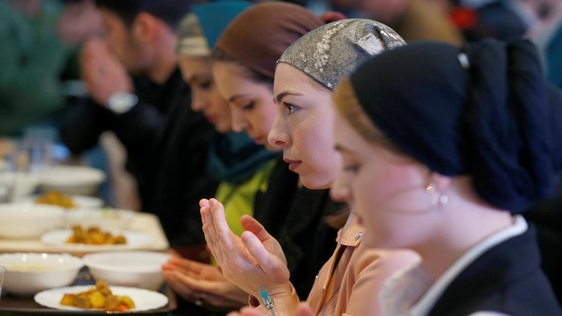 مسلمات في موسكو وإفطار رمضان - روسيا - مجتمع