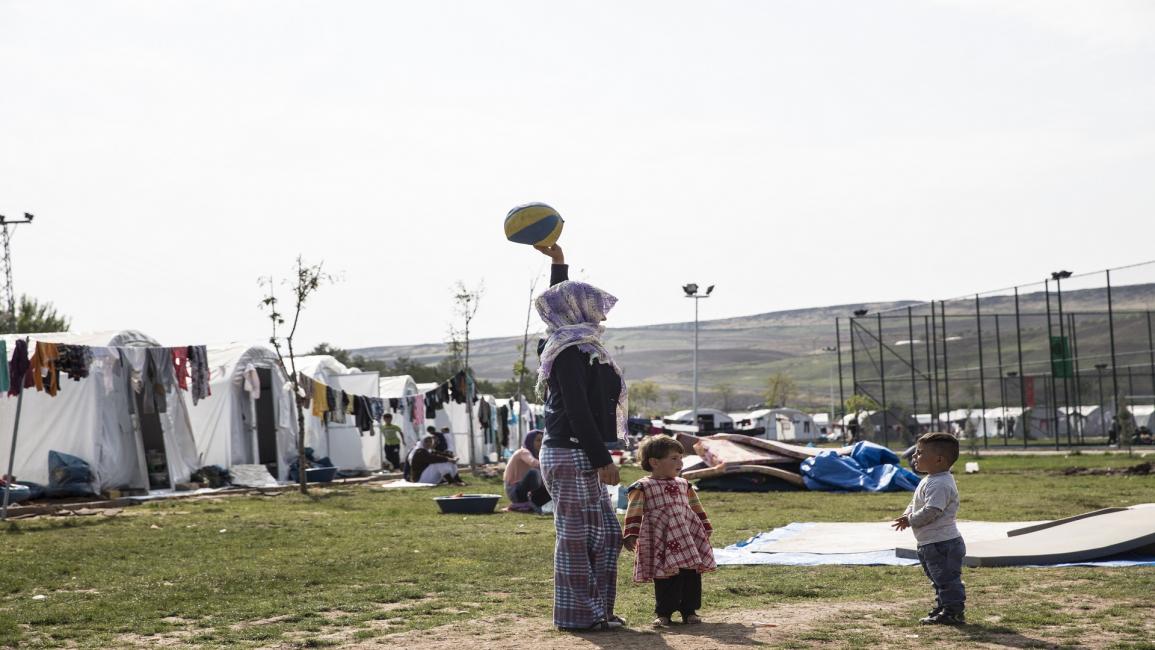 مخيم لاجئين أيزيديين في تركيا (GETTY)