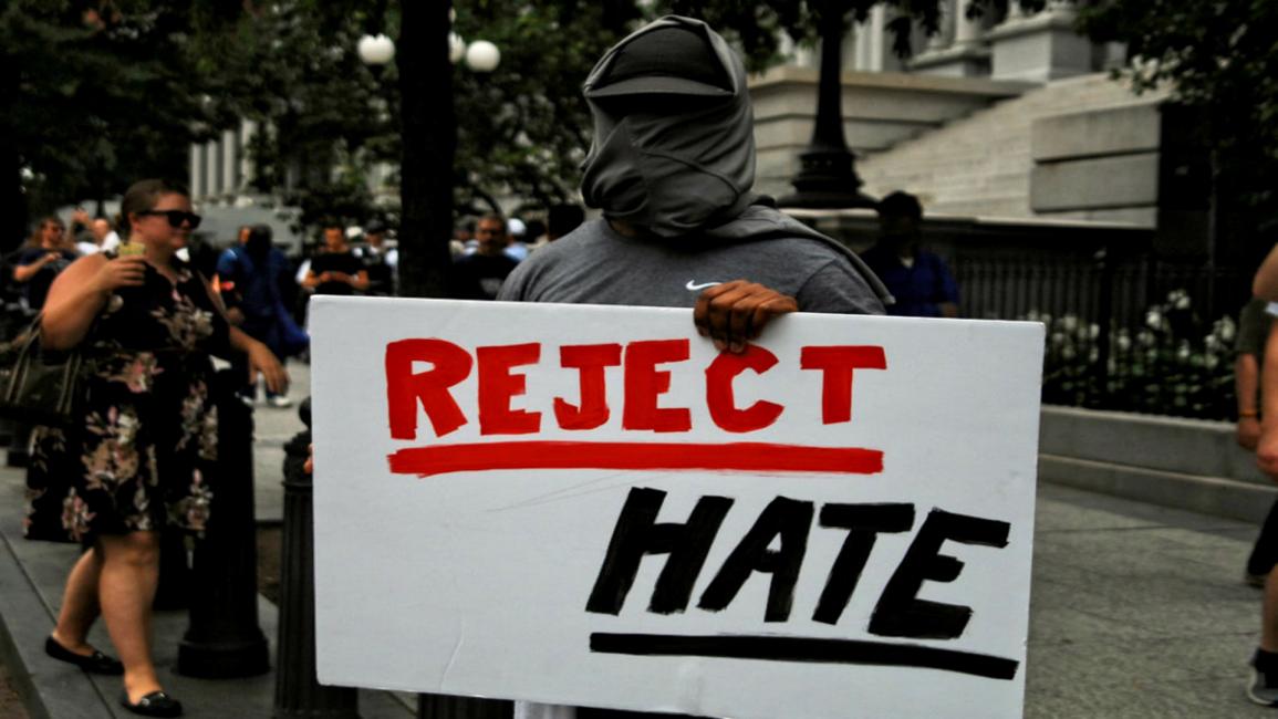 متظاهر ضد الكراهية في واشنطن- Getty