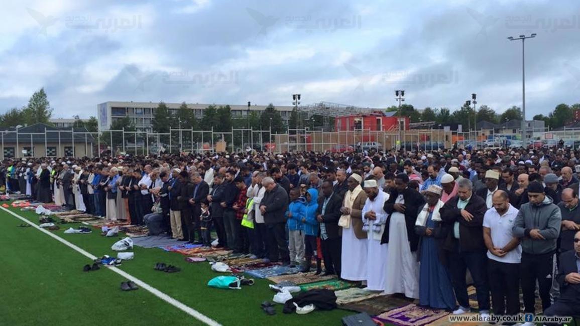 مسلمون في الدنمارك يؤدون صلاة العيد(العربي الجديد)