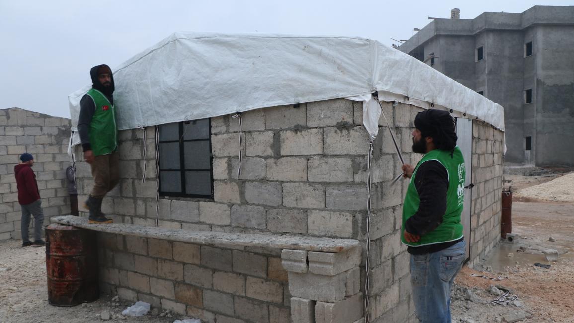 غرف طوب للنازحين السوريين في شمال سورية 1- مجتمع