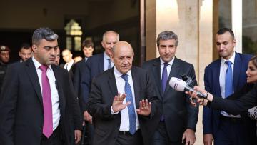 لودريان بعد لقائه رئيس الحكومة اللبنانية في بيروت، 28 مايو 2024 (أنور عمرو/فرانس برس)