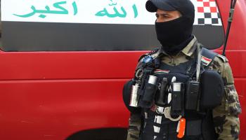 أحد عناصر الأمن العراقي (أحمد الربيعي/ فرانس برس)