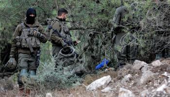 جنود إسرائيليون قرب حدود لبنان الجنوبية (Getty)