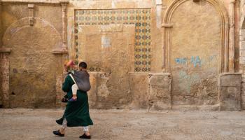 امرأة وطفل في المغرب (راكيل ماريا كاربونيل باغولا/ Getty)