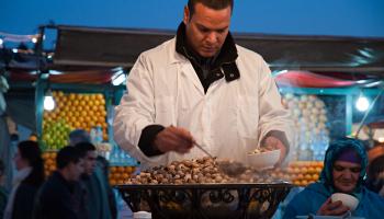 يفضل بعض المغاربة شراء الأكلات الشتوية (راكيل كاربونيل/Getty)