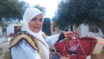 تونسيون يعودون إلى موروث الأجداد والصناعات التقليدية (العربي الجديد)