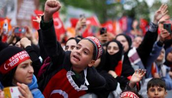 خلال تجمع انتخابي لمناصري أردوغان في إسطنبول (هانا ماكي/ رويترز)