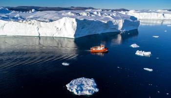 غرينلاند وذوبان الجليد وسط تغير المناخ (أود إندرسن/ فرانس برس)