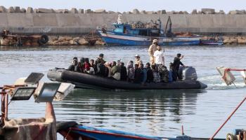 تعد ليبيا إحدى نقاط الهجرة غير النظامية (محمود تركية/ فرانس برس)