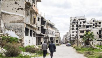 من آثار الدمار نتيجة الحرب في حمص (Getty)