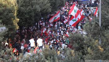 التظاهرات تتواصل في بيروت بعد خطاب الحريري (حسين بيضون)