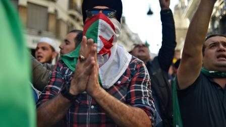 احتجاج في الجزائر (رياض قرمدي/فرانس برس)
